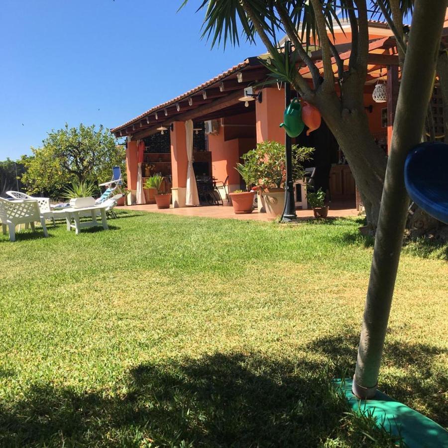 La Stanza Delle Muse In Villa Con Piscina Fontane Bianche Zewnętrze zdjęcie